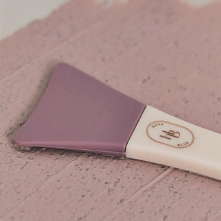 SOFT CURVE SPREAD BRUSH - Pensula Din Silicon Pentru Aplicare Masti Si Creme - skinseen.ro