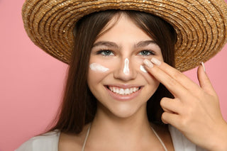Cand aplici corect SPF-ul in rutina zilnica? Ghid pas cu pas - skinseen.ro