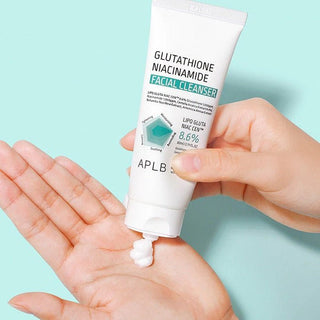 GLUTATHIONE NIACINAMIDE FACIAL CLEANSER - Gel De Curatare Delicat Cu Glutation Si Niacinamida - skinseen.ro